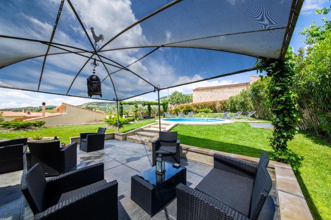 Bed and Breakfast Borgo Antico XIX Sec. Gesturi Екстер'єр фото