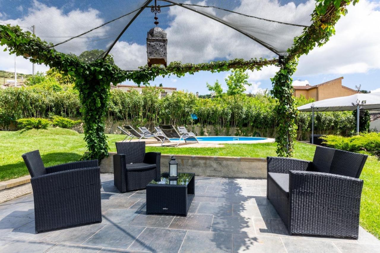 Bed and Breakfast Borgo Antico XIX Sec. Gesturi Екстер'єр фото