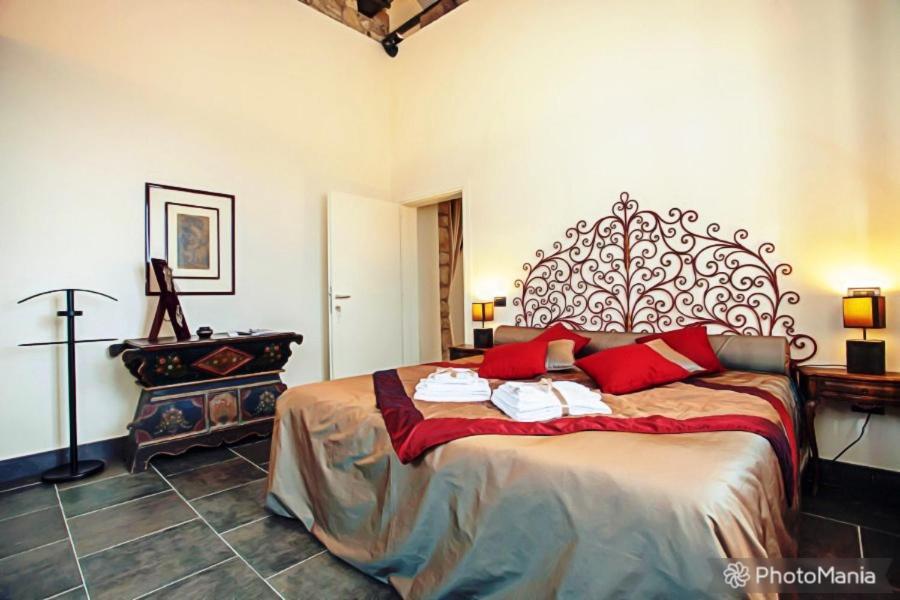 Bed and Breakfast Borgo Antico XIX Sec. Gesturi Екстер'єр фото