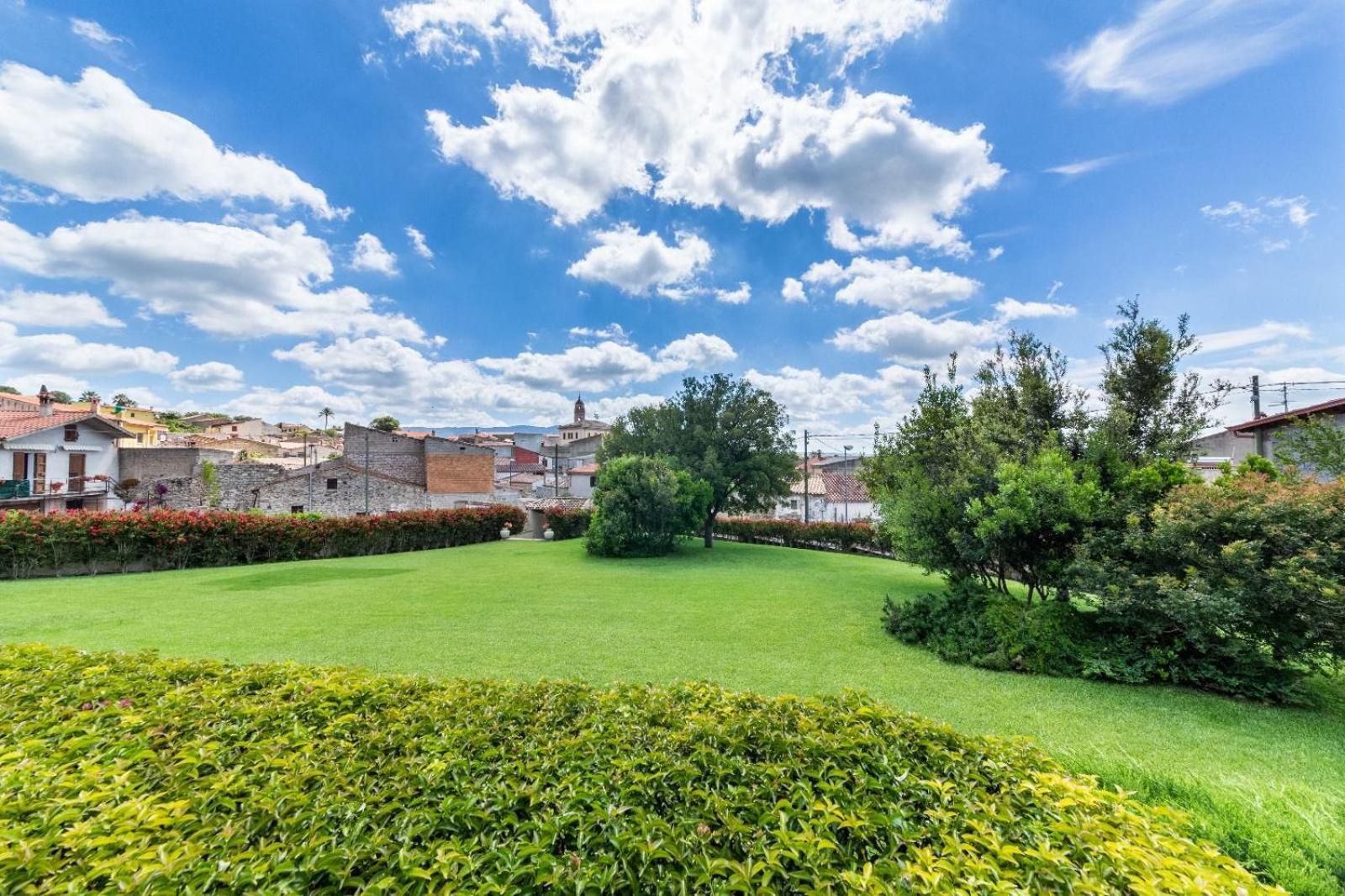 Bed and Breakfast Borgo Antico XIX Sec. Gesturi Екстер'єр фото